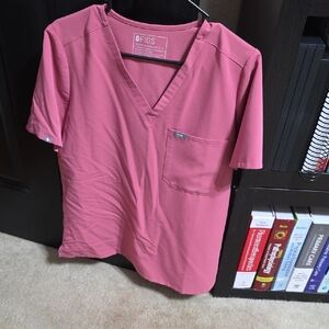 Figs Quartz Pink Catarina V-Neck Scrub Top